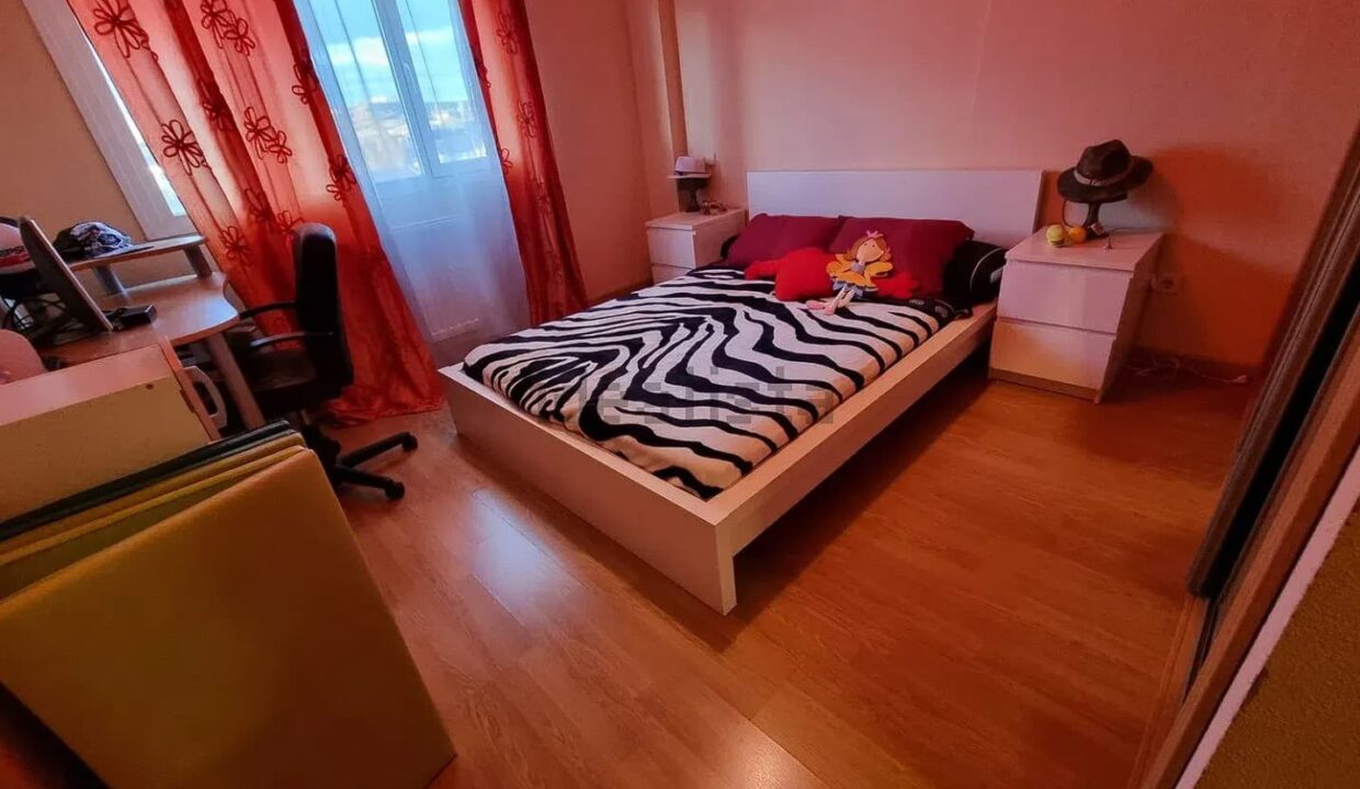 Chalet adosado en venta en Tortola de Henares (16)