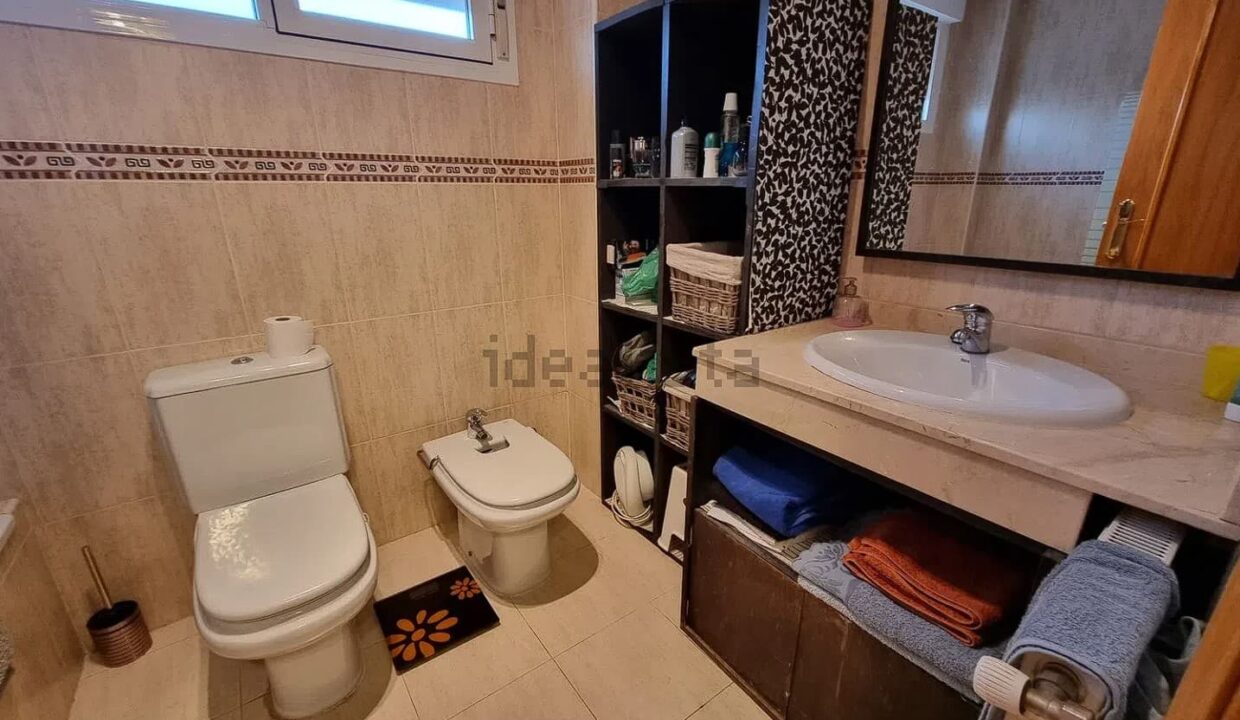 Chalet adosado en venta en Tortola de Henares (19)