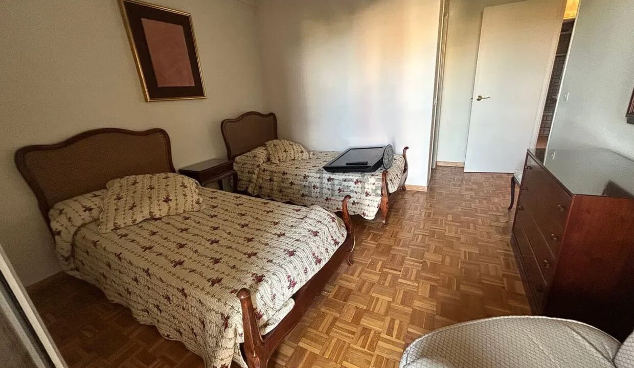 Piso en venta en Avenida del Ejército (13)